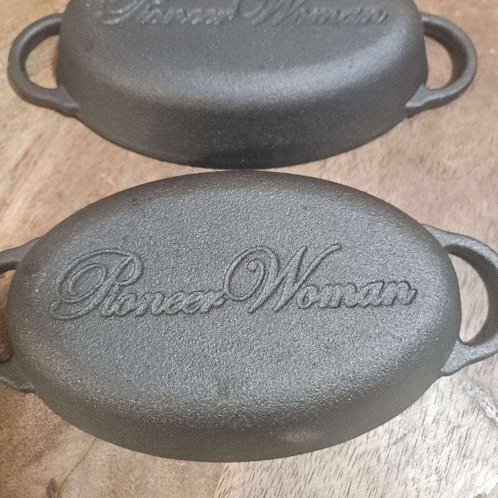 SET OF 2 PIONEER WOMAN MINI CAST IRON OVAL AU GRATIN SINGLE SERVE BAKING DISH - Picture 9 of 14